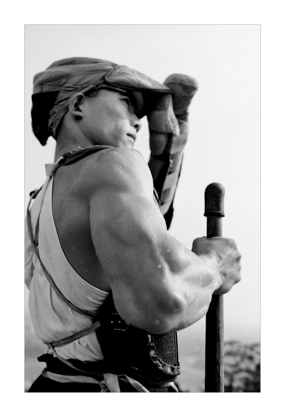 002《優勝者》 1982年獲中國人民解放軍全軍影展金牌獎 002《優勝者》 1982年獲中國人民解放軍全軍影展金牌獎